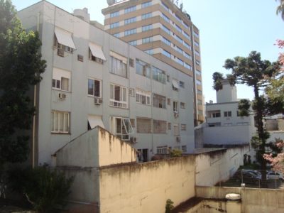 Apartamento à venda com 105m², 3 quartos, 1 suíte, 1 vaga no bairro Independência em Porto Alegre - Foto 13