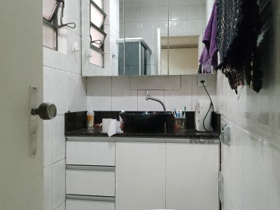 Apartamento à venda com 93m², 3 quartos, 1 suíte, 1 vaga no bairro Santana em Porto Alegre - Foto 13