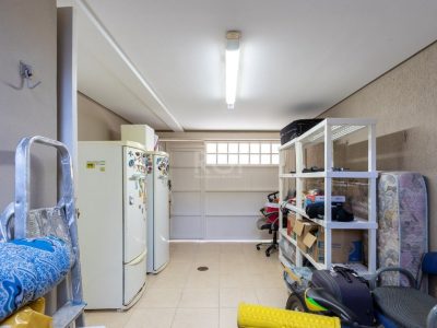 Casa Condominio à venda com 300m², 4 quartos, 2 suítes, 2 vagas no bairro Ipanema em Porto Alegre - Foto 12