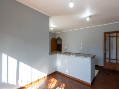 Casa à venda com 279m², 3 quartos, 1 suíte, 2 vagas no bairro Tristeza em Porto Alegre - Foto 18