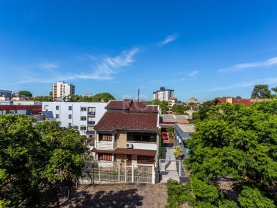 Casa à venda com 156m², 3 quartos, 1 suíte, 3 vagas no bairro Cristo Redentor em Porto Alegre - Foto 25