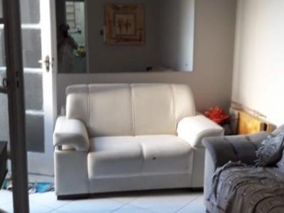 Apartamento à venda com 61m², 3 quartos no bairro Partenon em Porto Alegre - Foto 3