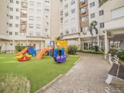 Apartamento à venda com 70m², 2 quartos, 1 suíte, 1 vaga no bairro Vila Ipiranga em Porto Alegre - Foto 16