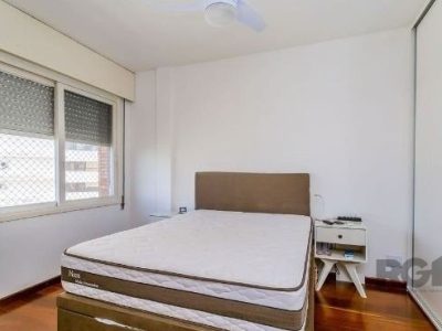 Apartamento à venda com 73m², 2 quartos no bairro Centro em Porto Alegre - Foto 9