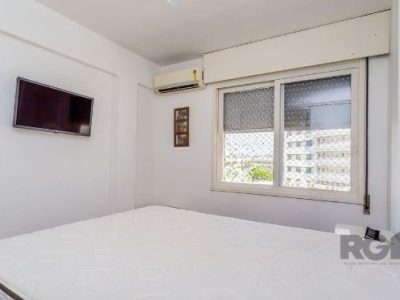 Apartamento à venda com 73m², 2 quartos no bairro Centro em Porto Alegre - Foto 10