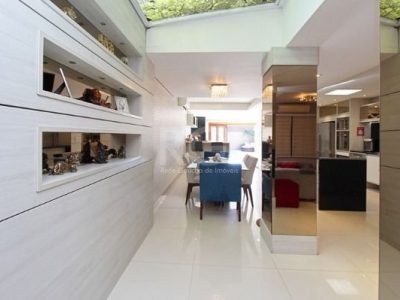 Casa à venda com 230m², 4 quartos, 1 suíte, 3 vagas no bairro Ipanema em Porto Alegre - Foto 6