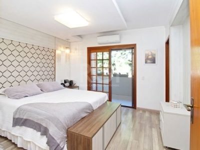 Casa à venda com 230m², 4 quartos, 1 suíte, 3 vagas no bairro Ipanema em Porto Alegre - Foto 29