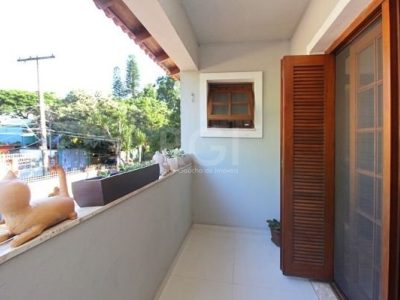 Casa à venda com 230m², 4 quartos, 1 suíte, 3 vagas no bairro Ipanema em Porto Alegre - Foto 32