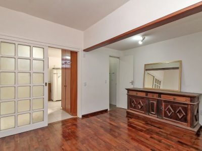 Casa à venda com 79m², 2 quartos, 1 vaga no bairro Tristeza em Porto Alegre - Foto 9