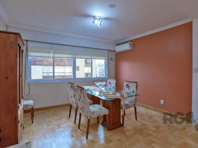 Apartamento à venda com 144m², 3 quartos, 2 suítes, 2 vagas no bairro Petrópolis em Porto Alegre - Foto 9