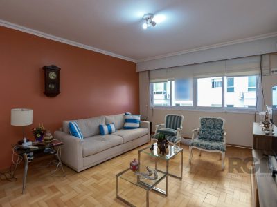 Apartamento à venda com 144m², 3 quartos, 2 suítes, 2 vagas no bairro Petrópolis em Porto Alegre - Foto 13