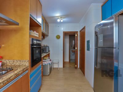 Apartamento à venda com 144m², 3 quartos, 2 suítes, 2 vagas no bairro Petrópolis em Porto Alegre - Foto 35