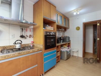 Apartamento à venda com 144m², 3 quartos, 2 suítes, 2 vagas no bairro Petrópolis em Porto Alegre - Foto 36