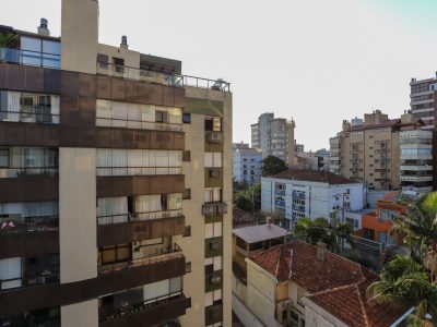 Apartamento à venda com 144m², 3 quartos, 2 suítes, 2 vagas no bairro Petrópolis em Porto Alegre - Foto 39