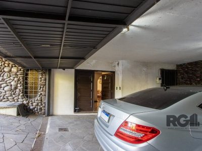 Casa à venda com 580m², 3 quartos, 1 suíte, 3 vagas no bairro Santa Tereza em Porto Alegre - Foto 68