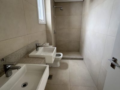 Cobertura à venda com 177m², 3 quartos, 3 suítes, 3 vagas no bairro Menino Deus em Porto Alegre - Foto 32