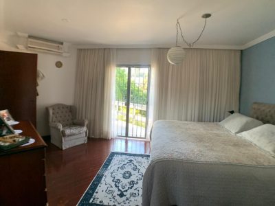 Casa à venda com 270m², 4 quartos, 1 suíte, 5 vagas no bairro Ipanema em Porto Alegre - Foto 15