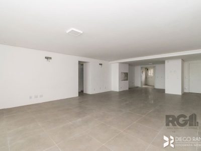 Apartamento à venda com 315m², 3 quartos, 3 suítes, 3 vagas no bairro Cristal em Porto Alegre - Foto 3