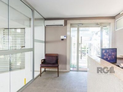 Apartamento à venda com 315m², 3 quartos, 3 suítes, 3 vagas no bairro Cristal em Porto Alegre - Foto 28