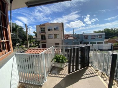 Casa à venda com 288m², 3 quartos, 1 suíte, 6 vagas no bairro Passo d'Areia em Porto Alegre - Foto 4