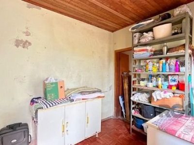 Casa à venda com 310m², 3 quartos, 1 suíte, 2 vagas no bairro Santo Antônio em Porto Alegre - Foto 35