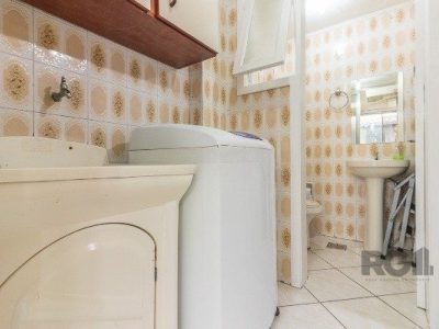 Apartamento à venda com 75m², 2 quartos, 2 vagas no bairro Partenon em Porto Alegre - Foto 12