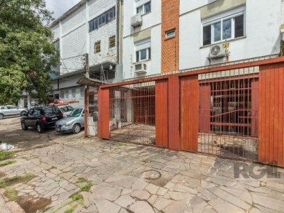 Apartamento à venda com 75m², 2 quartos, 2 vagas no bairro Partenon em Porto Alegre - Foto 29