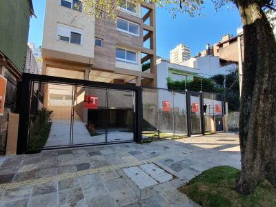 Apartamento à venda com 71m², 2 quartos, 1 suíte, 2 vagas no bairro Petrópolis em Porto Alegre - Foto 2