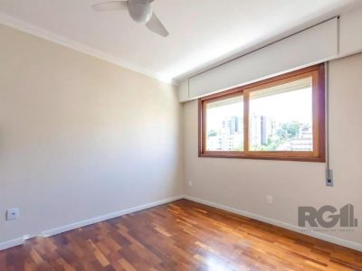 Apartamento à venda com 111m², 3 quartos, 1 vaga no bairro Petrópolis em Porto Alegre - Foto 17