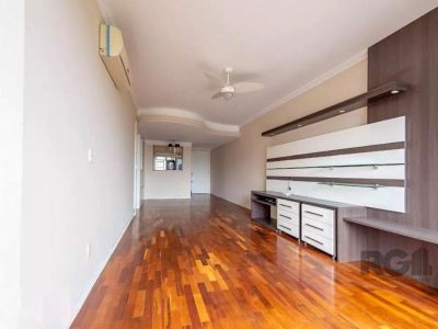 Apartamento à venda com 111m², 3 quartos, 1 vaga no bairro Petrópolis em Porto Alegre - Foto 5