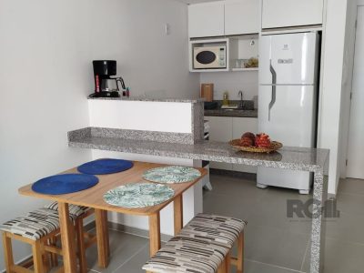 Apartamento à venda com 46m², 1 quarto, 1 vaga no bairro Centro em Capão da Canoa - Foto 3