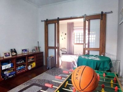 Casa à venda com 147m², 3 quartos, 1 suíte, 2 vagas no bairro Jardim Lindóia em Porto Alegre - Foto 22