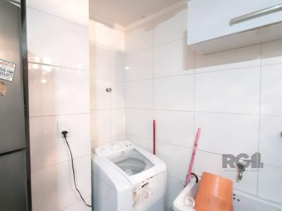 Apartamento à venda com 63m², 2 quartos no bairro Santo Antônio em Porto Alegre - Foto 11