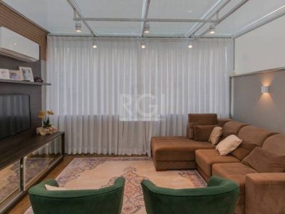 Apartamento à venda com 105m², 3 quartos, 1 suíte, 1 vaga no bairro Floresta em Porto Alegre - Foto 3