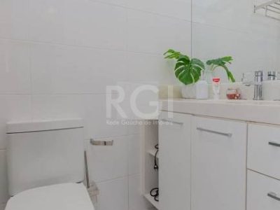 Apartamento à venda com 105m², 3 quartos, 1 suíte, 1 vaga no bairro Floresta em Porto Alegre - Foto 13