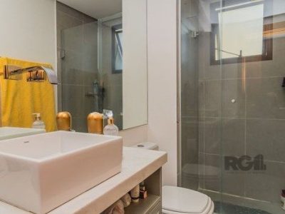 Apartamento à venda com 102m², 3 quartos, 1 suíte, 2 vagas no bairro Rio Branco em Porto Alegre - Foto 12