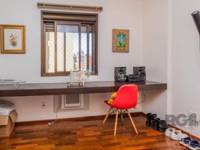 Apartamento à venda com 102m², 3 quartos, 1 suíte, 2 vagas no bairro Rio Branco em Porto Alegre - Foto 13