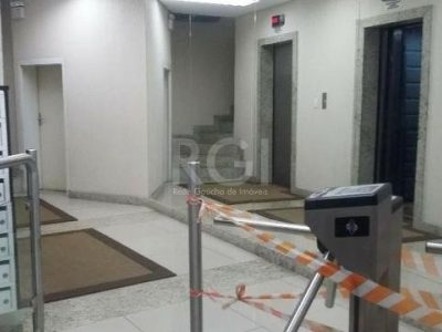 Conjunto/Sala à venda com 70m² no bairro Floresta em Porto Alegre - Foto 4