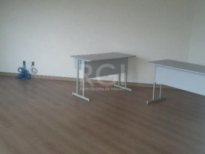 Conjunto/Sala à venda com 70m² no bairro Floresta em Porto Alegre - Foto 9