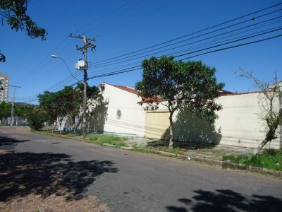 Casa à venda com 279m², 3 quartos, 3 vagas no bairro Partenon em Porto Alegre - Foto 21