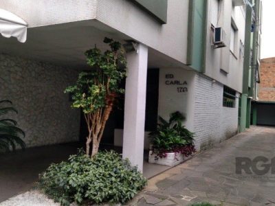 Apartamento à venda com 88m², 3 quartos, 1 vaga no bairro Auxiliadora em Porto Alegre - Foto 3