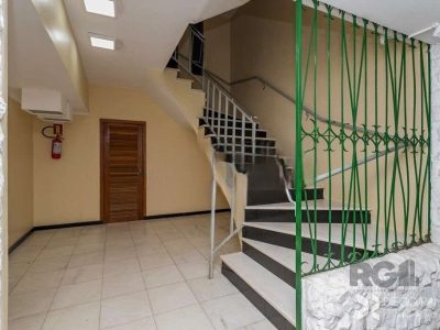 Apartamento à venda com 88m², 3 quartos, 1 vaga no bairro Auxiliadora em Porto Alegre - Foto 8