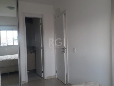 Apartamento à venda com 67m², 2 quartos, 1 suíte, 1 vaga no bairro São Geraldo em Porto Alegre - Foto 17