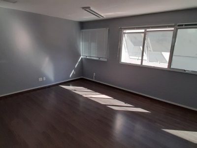 Conjunto/Sala à venda com 182m², 5 vagas no bairro Menino Deus em Porto Alegre - Foto 11