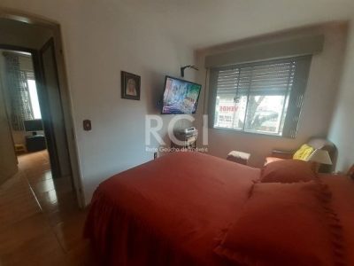 Apartamento à venda com 61m², 2 quartos, 1 vaga no bairro Partenon em Porto Alegre - Foto 10