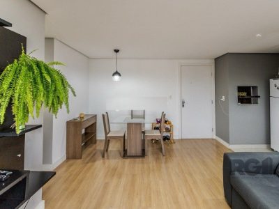 Apartamento à venda com 63m², 2 quartos, 1 suíte, 1 vaga no bairro Higienópolis em Porto Alegre - Foto 2