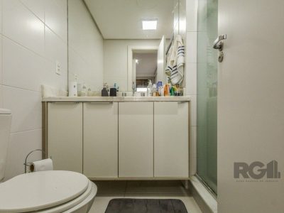 Apartamento à venda com 63m², 2 quartos, 1 suíte, 1 vaga no bairro Higienópolis em Porto Alegre - Foto 10