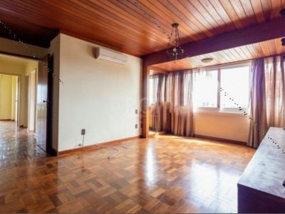 Apartamento à venda com 140m², 3 quartos, 1 suíte, 1 vaga no bairro Praia de Belas em Porto Alegre - Foto 2