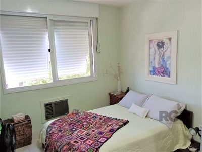 Apartamento à venda com 60m², 2 quartos, 1 vaga no bairro Medianeira em Porto Alegre - Foto 16