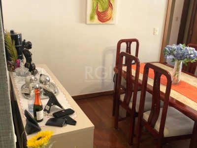 Cobertura à venda com 270m², 3 quartos, 1 suíte, 2 vagas no bairro Auxiliadora em Porto Alegre - Foto 5